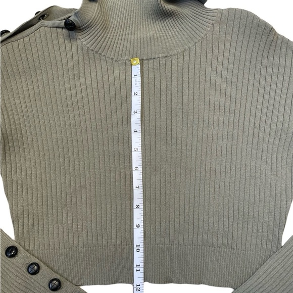 ASILIO CROPPED ASYMMETRICAL BUTTON LONG SLEEVE RIBBED SWEATER OLIVE GREEN 2 - Picture 4 of 9